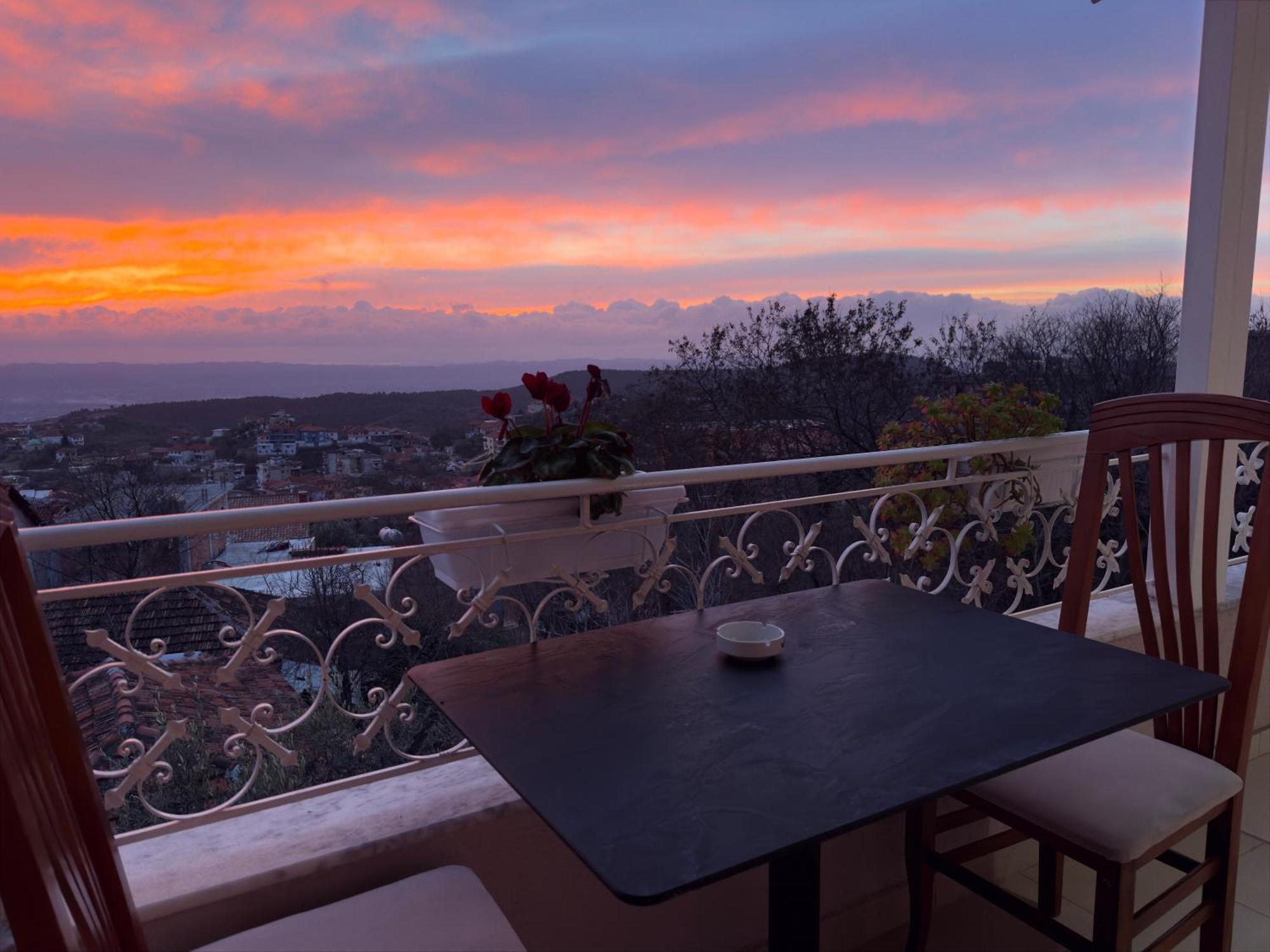 Alesio Guest House Kruje Ngoại thất bức ảnh