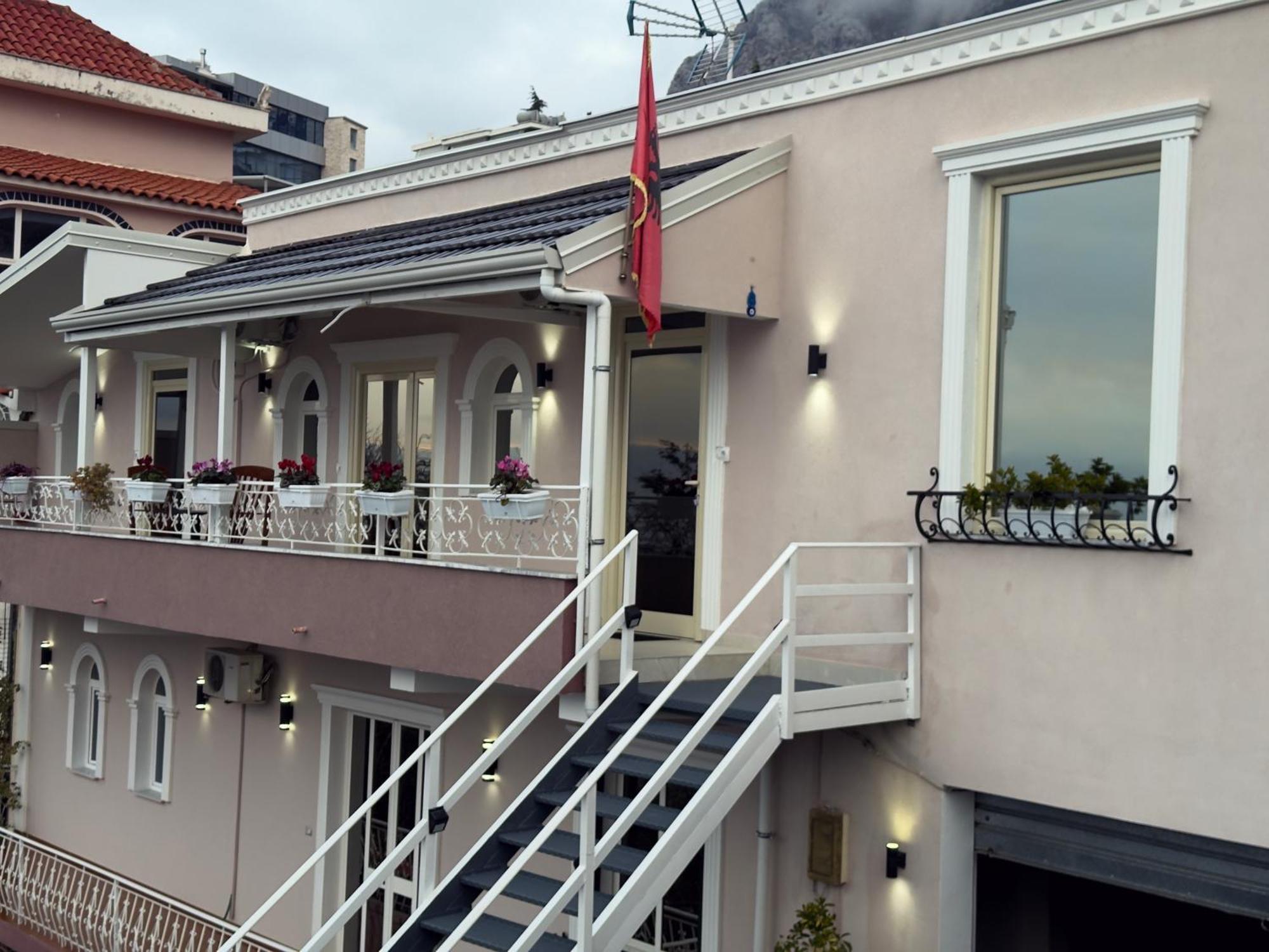 Alesio Guest House Kruje Ngoại thất bức ảnh